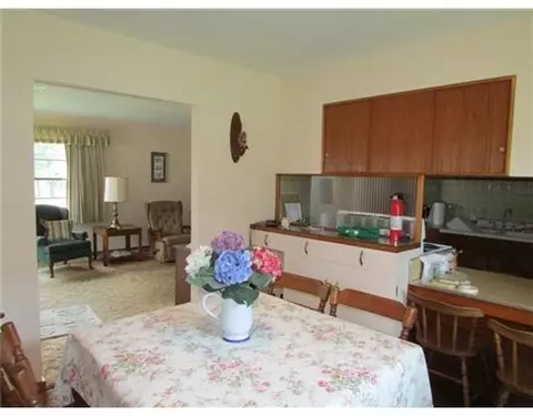 816 E Home Rd, Springfield, OH 45503 photo 4