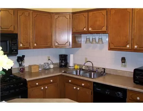 1255 Pine, Troy, OH 45373 photo 4