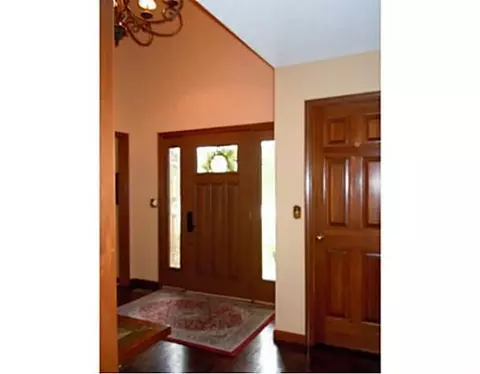 1685 Fox Run, Troy, OH 45373 photo 4