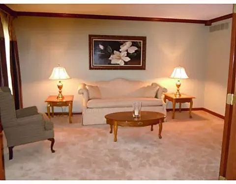 1685 Fox Run, Troy, OH 45373 photo 6