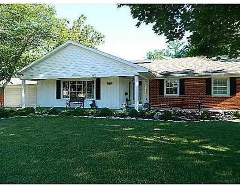 212 E Walnut, Anna, OH 45302 photo 2
