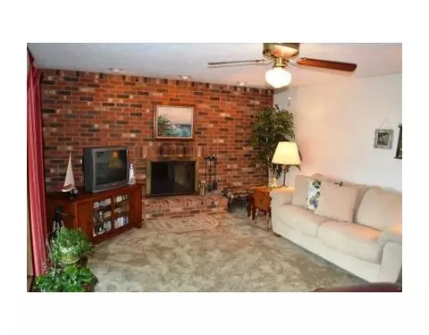 5434 Richmoor Rd, Springfield, OH 45503 photo 5