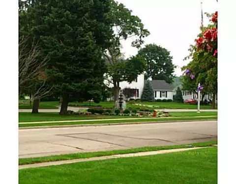 1008 E Franklin St, Troy, OH 45373 photo 7