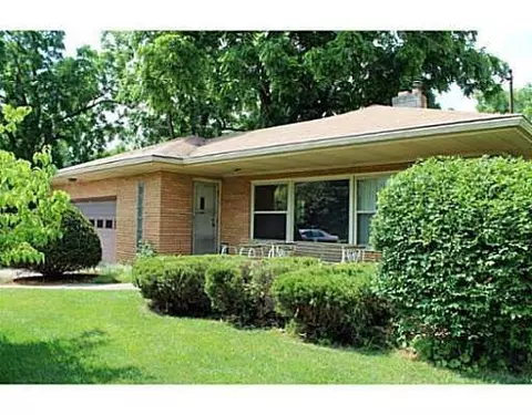7056 Chama Trl, Enon, OH 45323 photo 1