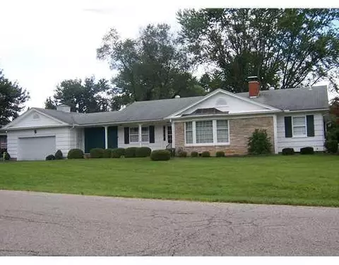 491 Forest Dr, Springfield, OH 45505 photo 1