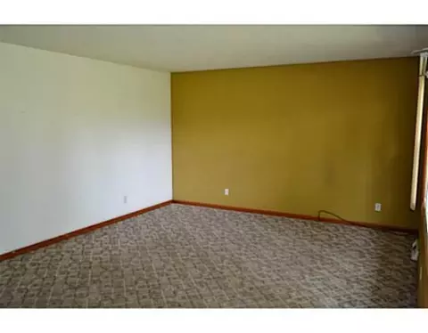 1927 Croft, Springfield, OH 45503 photo 5