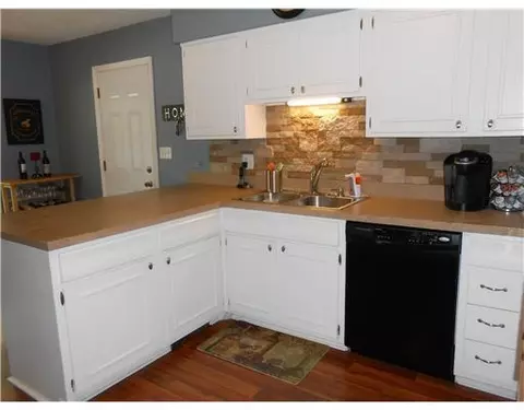 2626 Carousel Dr, Springfield, OH 45503 photo 12