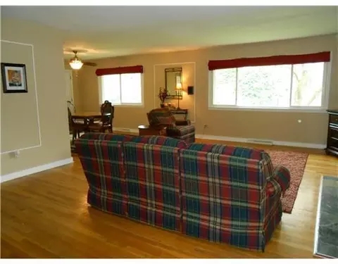 2626 Carousel Dr, Springfield, OH 45503 photo 6