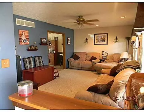 2139 Conowoods Dr, Springfield, OH 45503 photo 3