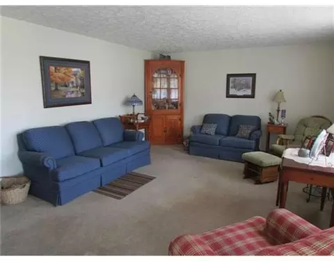 5403 Taywell Dr, Springfield, OH 45503 photo 3