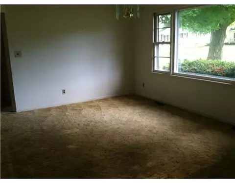 627 Lawnview Ave, Springfield, OH 45505 photo 5