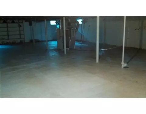 2654 Home Orchard Dr, Springfield, OH 45503 photo 9