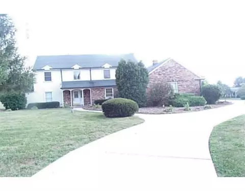 483 E County Line Rd, Springfield, OH 45502 photo 1