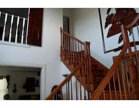483 E County Line Rd, Springfield, OH 45502 photo 11
