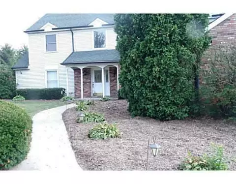 483 E County Line Rd, Springfield, OH 45502 photo 4