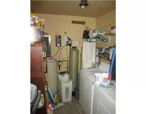 2911 Old Springfield Rd, Springfield, OH 45502 photo 11