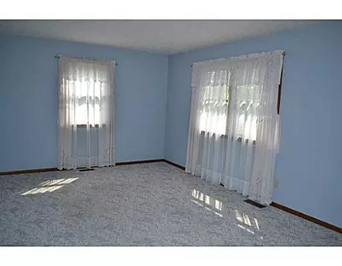 538 Moorefield, Springfield, OH 45502 photo 2
