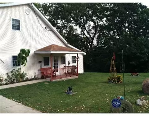 1516 Parker St, Springfield, OH 45503 photo 2