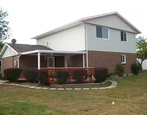 809 Greenbriar Ct, Celina, OH 45822 photo 2