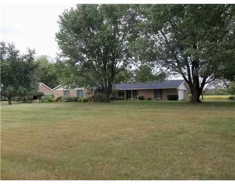 3680 Rocky Pt, Springfield, OH 45502 photo 2