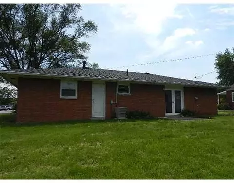 1317 Main, Troy, OH 45373 photo 2