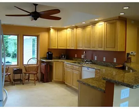 2296 Snyder Domer, Springfield, OH 45502 photo 3