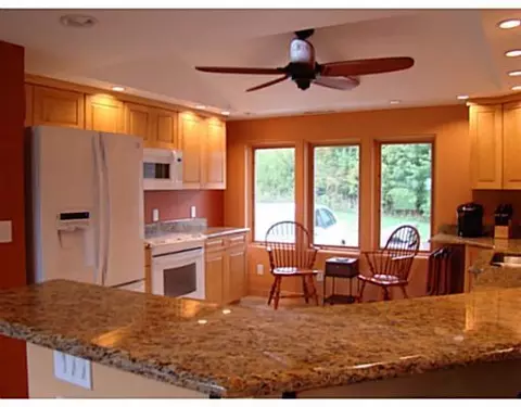 2296 Snyder Domer, Springfield, OH 45502 photo 6