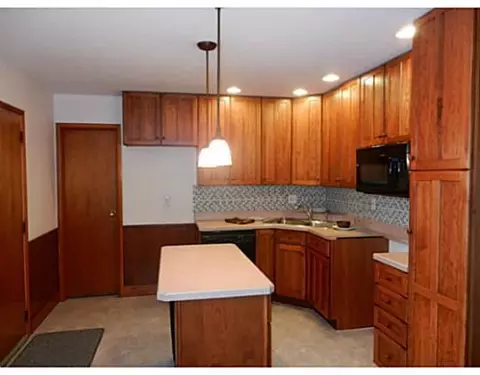 1522 Hyannis, Springfield, OH 45503 photo 7