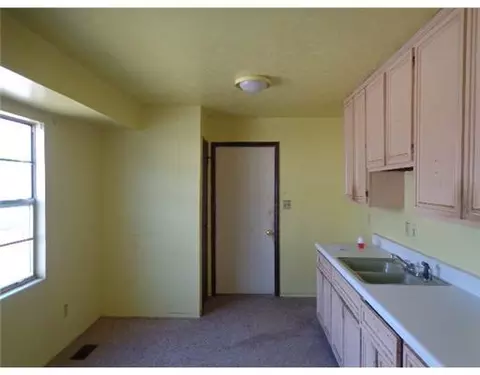 303 Indiana, Springfield, OH 45505 photo 4