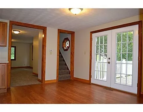 609 Old Mill Rd, Springfield, OH 45506 photo 4