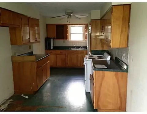 3209 Upper Valley Pike, Springfield, OH 45504 photo 2