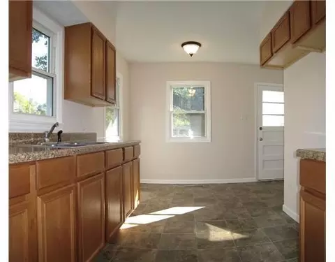 2227 S Hadley Rd, Springfield, OH 45505 photo 7