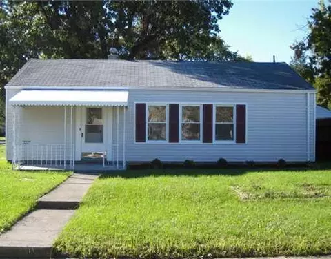 2227 S Hadley Rd, Springfield, OH 45505 photo 1