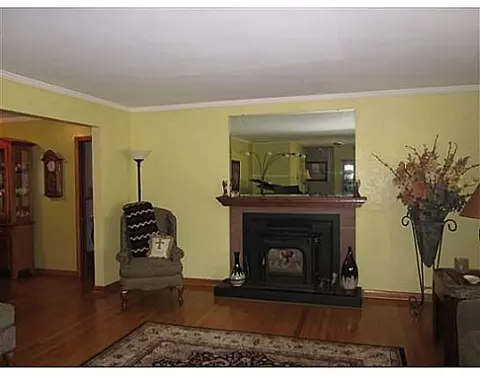 721 W Home, Springfield, OH 45504 photo 10