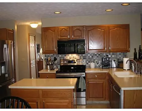 4146 Ashton Ln, Springfield, OH 45503 photo 13
