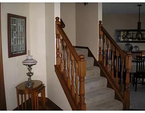 4146 Ashton Ln, Springfield, OH 45503 photo 3