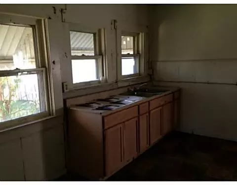 337 Montgomery Ave, Springfield, OH 45506 photo 2