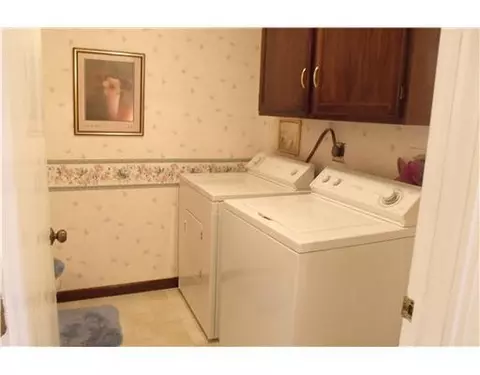 1921 W Mile, Springfield, OH 45503 photo 15