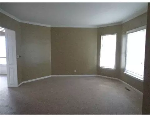 222 W Liberty St, Springfield, OH 45506 photo 2