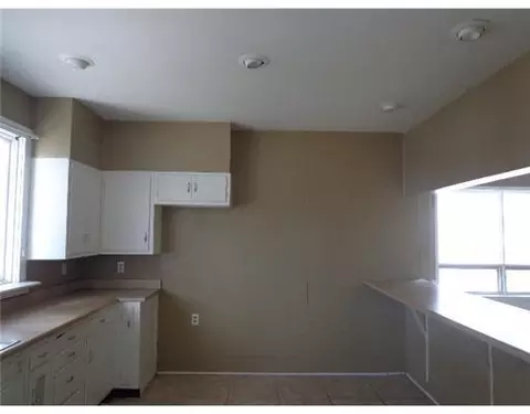 222 W Liberty St, Springfield, OH 45506 photo 6