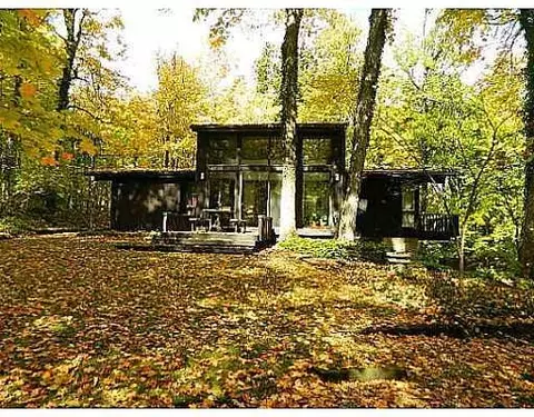 2835 Evergreen Dr, Springfield, OH 45504 photo 4