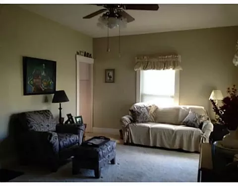 930 E Main St, Troy, OH 45373 photo 3