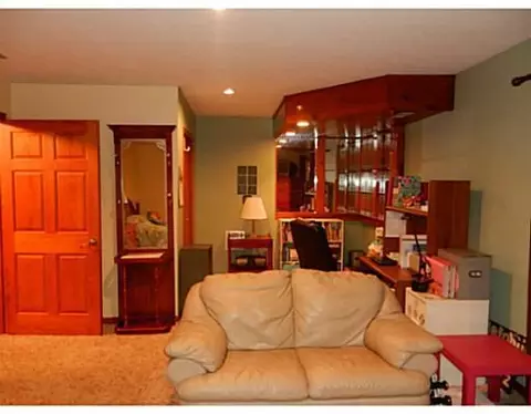 526 Aberfelda, Springfield, OH 45504 photo 20