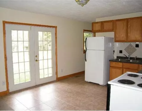 3224 Vineyard St, Springfield, OH 45503 photo 4