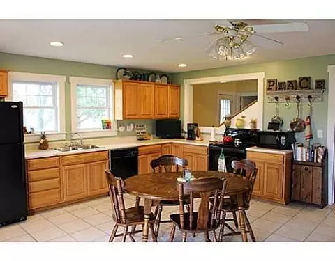 709 Cambrian, Cable, OH 43009 photo 9