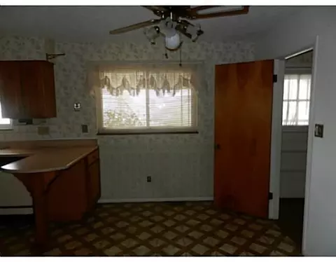 2066 Prospect Cir, Springfield, OH 45503 photo 8