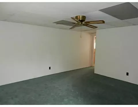 2066 Prospect Cir, Springfield, OH 45503 photo 11
