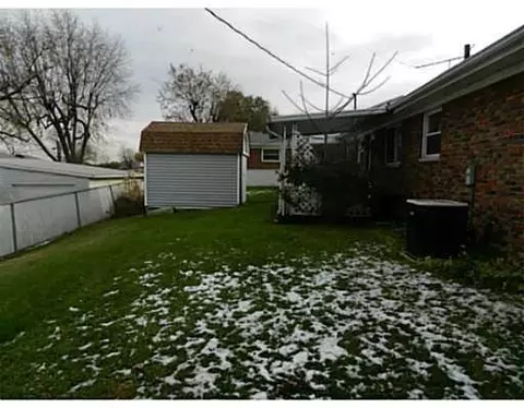 2066 Prospect Cir, Springfield, OH 45503 photo 4