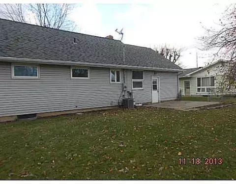 1014 Hawthorne St, Celina, OH 45822 photo 3