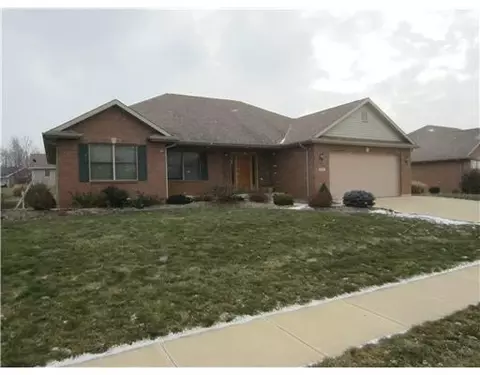 209 Diamond, Anna, OH 45302 photo 1